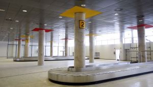 The baggage hall at Castellón airport, which has yet to receive any flights since it was inaugurated in 2011. / ÁNGEL SÁNCHEZ